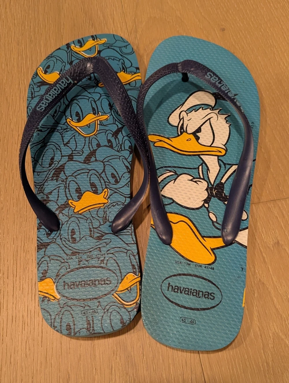 Havaianas Donald Duck Blue Graphic Flip Flops